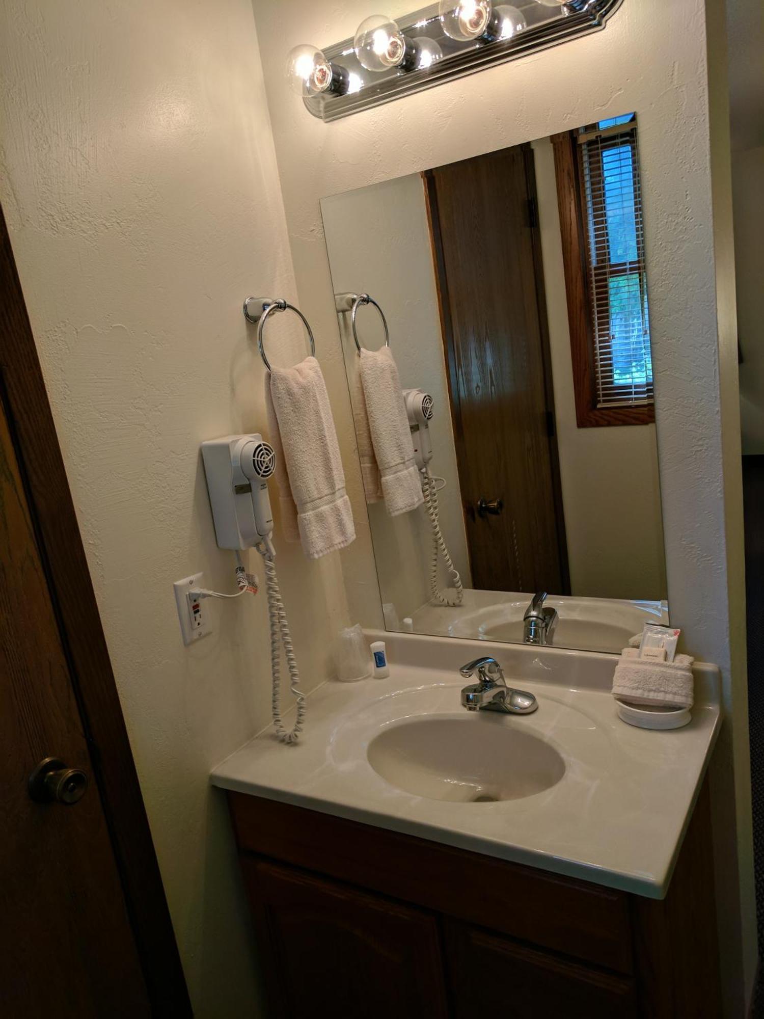 Ephraim Motel Room photo